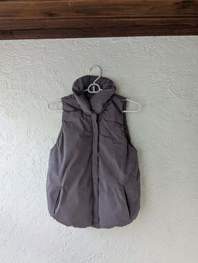 GAP Mauve Puffer Vest with Gray Knit Lining